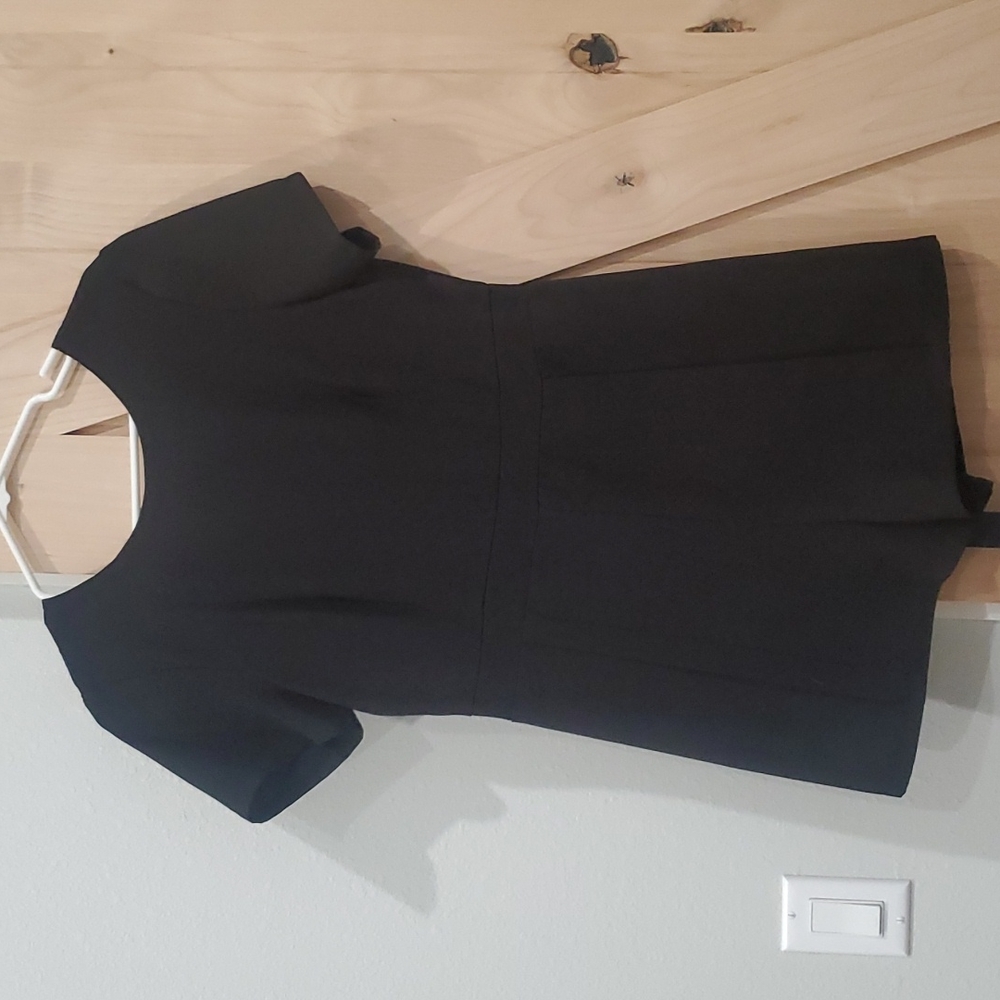 Backless black short romper